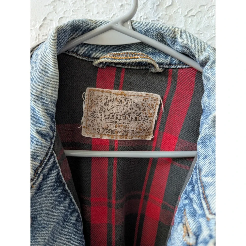 VTG 80s Levi's Denim Trucker Jacket Mens Medium Plaid Flannel Lined Made in USA